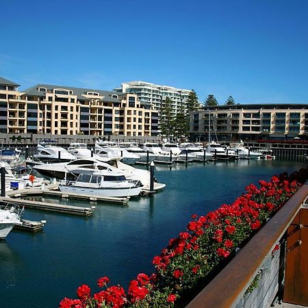Glenelg Beach Hostel 외부 사진