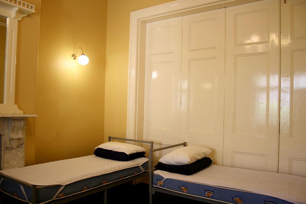Glenelg Beach Hostel 객실 사진